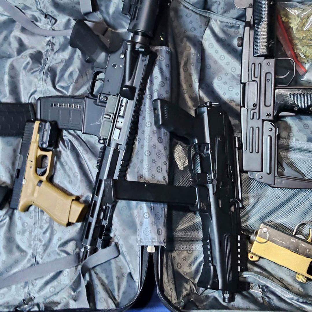 Detienen a Presuntos Vendedores de Armas de La Unión Tepito en Iztapalapa